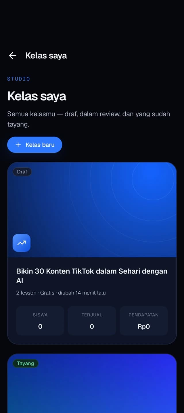 Studio: daftar kelas dengan jumlah siswa, terjual, dan pendapatan