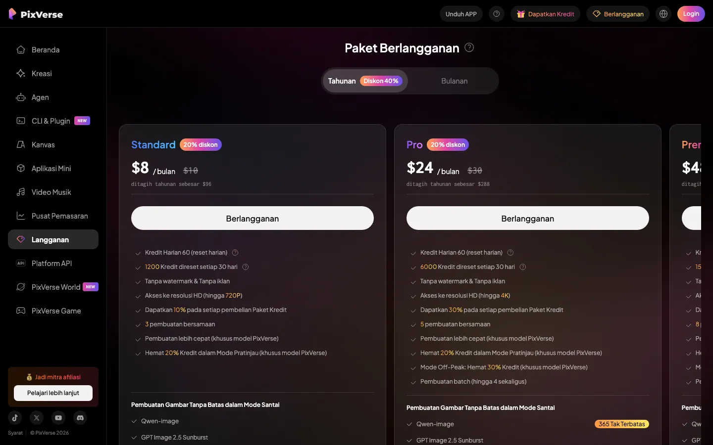 Halaman langganan resmi PixVerse versi Indonesia dengan pilihan Tahunan (label Diskon 40%) atau Bulanan, serta kartu paket Standard US$8 per bulan dan Pro US$24 per bulan bila ditagih tahunan